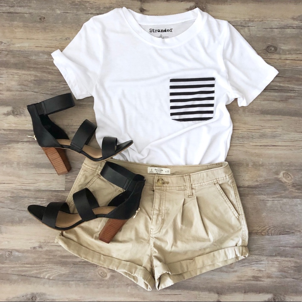 🌼T-shirt with Functional Striped Pocket